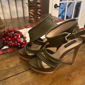 Sophia & Lee Size 7.5 $25